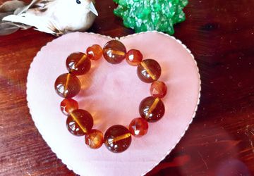 Браслет из янтаря и агата на резинке