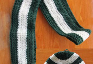 Шарф и шапка в цветах факультета Слизерин