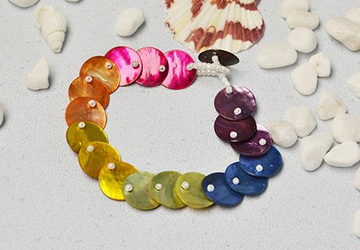 Как сделать красочные браслеты с белым бисером.