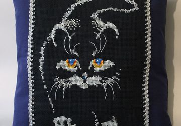 Подушка "Черный кот"