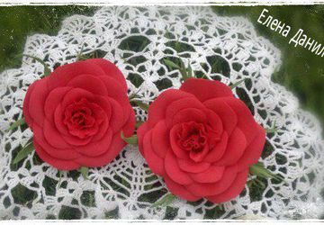 брошь с цветком