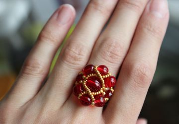 Кольцо из бисера и бусин "Шахерезада"