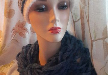 Комплект из шапочки и снуда