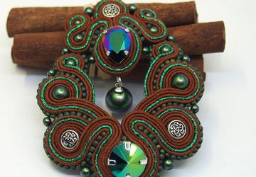 Сутажный кулон "Восточная Ирландия"