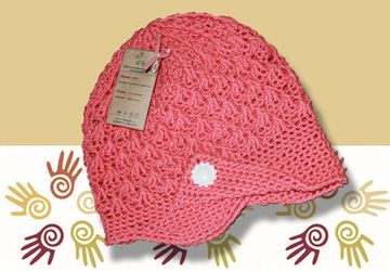 Коралловая кепочка для девочки