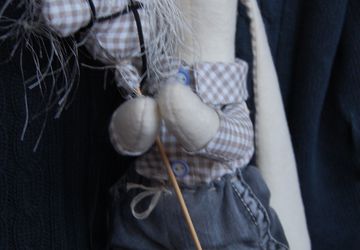 заяц тильда Роджер с лошадкой