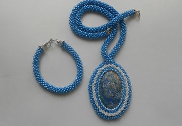 Комплект украшений из бисера Нежность