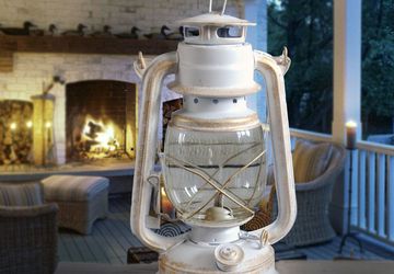 Керосиновая лампа на батарейках в ретро стиле