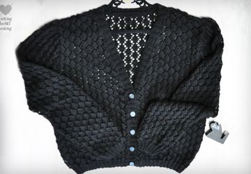 Черная кофта