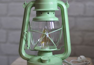 Мятная Керосиновая лампа электрическая настольная