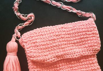 модная маленькая сумочка