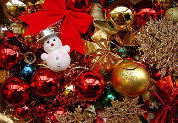 Сделай сам - СВЕРКАЮЩИЕ ЁЛОЧНЫЕ ШАРИКИ!