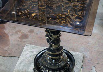 Журнальный стол из Автозапчастей.