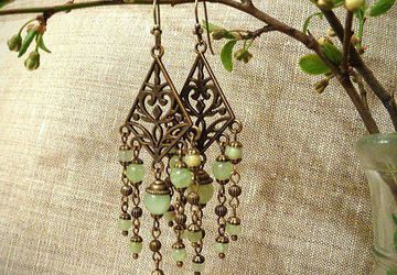 Серьги из оникса на бронзовой фурнитуре