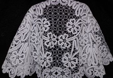 Пелерина "Белая акация"