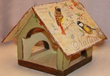 Декупаж. Кормушка для зимующих птиц.