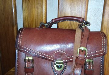 кожаная барсетка , ручная работа