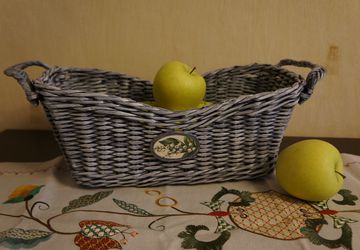 Плетеная корзина для хлеба или фруктов