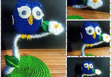 Сова на ветке