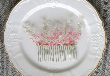 Гребень в прическу