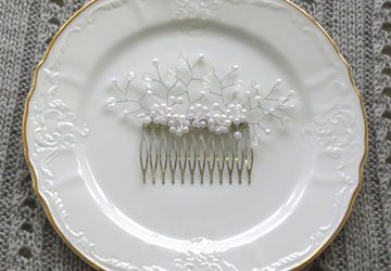 Гребень в прическу