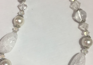 Колье из горного хрусталя