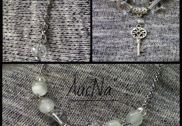 Нежное колье,выполненное с использованием хрусталя и кошачьего глаза. Застежка- тогл.