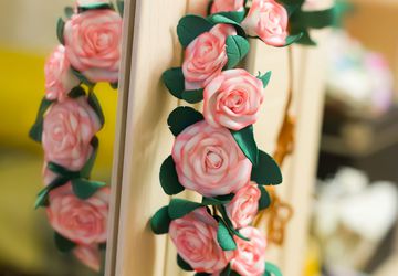 Венок с розами