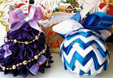 Новогодние игрушки