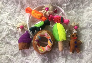 Мобиль из фетра