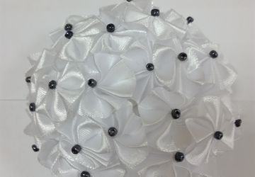 Бант на резинке для волос