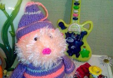 хомячок в колпачке