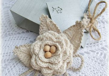 Брошь "Льняная роза"