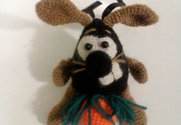 Кролик с морковкой