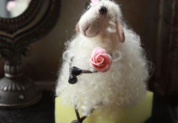 Овечка с розочкой