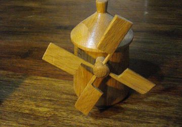 Баночка в виде мельницы