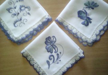 Платочки вышитые "Гжель"