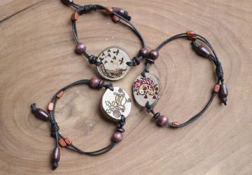 Браслеты деревянные