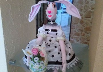 Зайка-цветочница