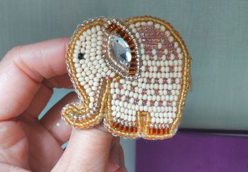 Брошь "Слоник"