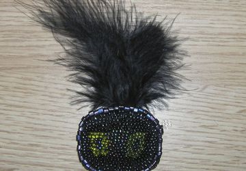 Заколка для волос с перьями