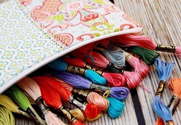 Текстильный кошелек с вышивкой