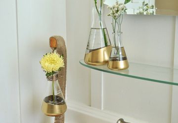 Подвесная ваза из подставки для бананов