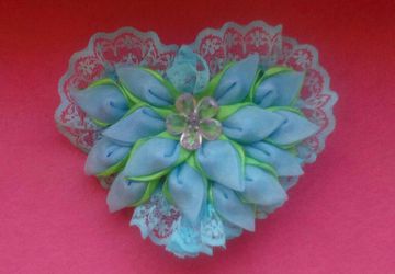 Заколка для волос " Сердце Мальвины "
