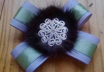 брошь-орден с мехом