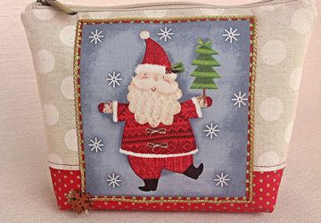 Косметичка из ткани ''Новый год к нам мчится''