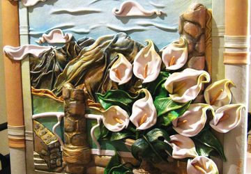 Авторская картина из кожи "Там, где живет любовь"