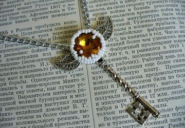 Кулон "Крылатый ключ"