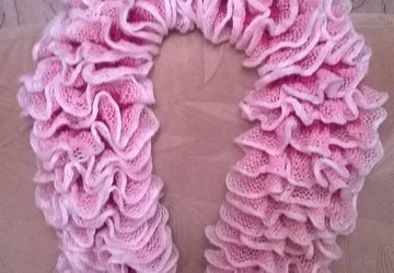 Шарфик из ленточной пряжи