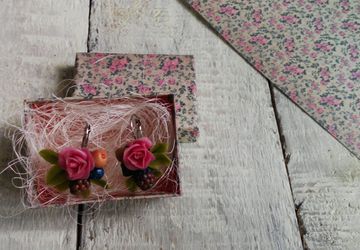 Серьги с цветами